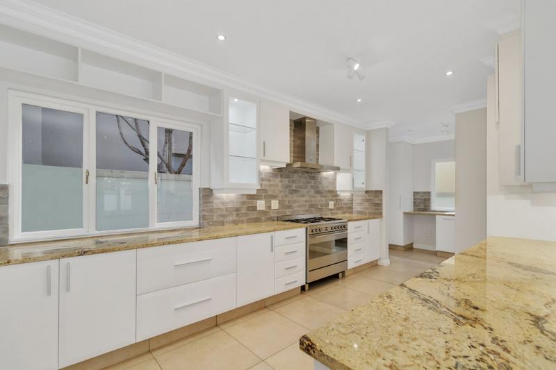 3 Bedroom Property for Sale in Broadacres Gauteng