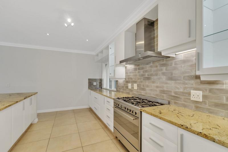 3 Bedroom Property for Sale in Broadacres Gauteng