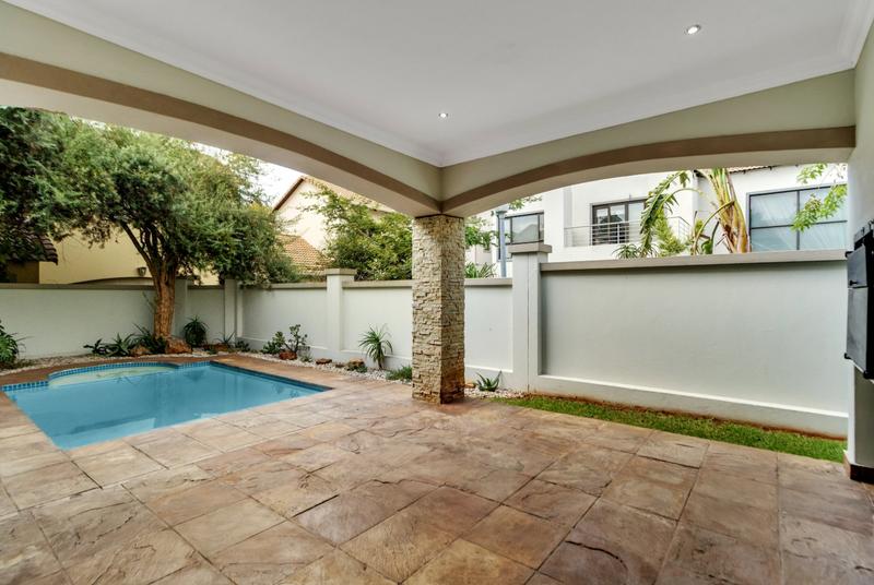 3 Bedroom Property for Sale in Broadacres Gauteng