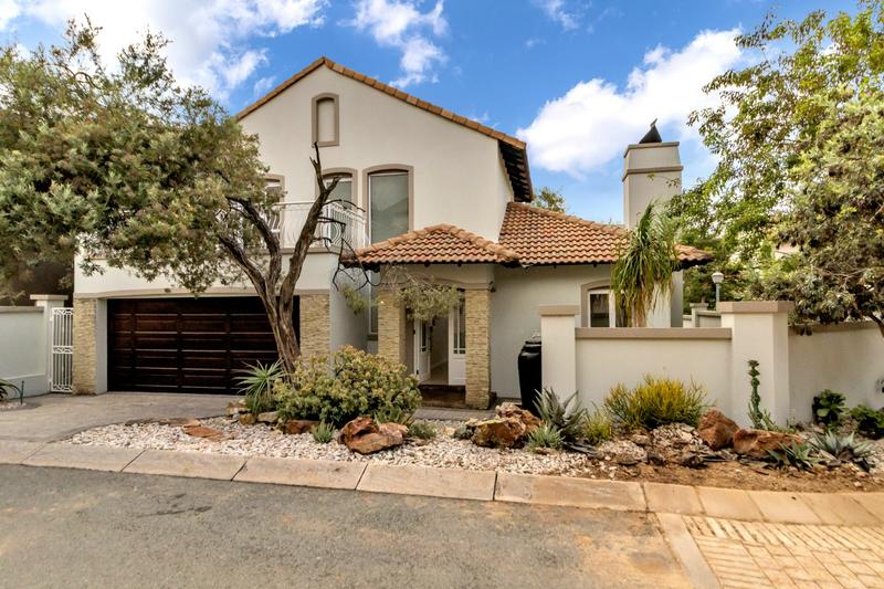 3 Bedroom Property for Sale in Broadacres Gauteng