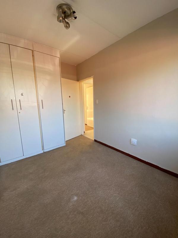 To Let 2 Bedroom Property for Rent in Vorna Valley Gauteng