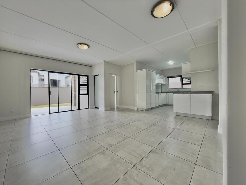 To Let 3 Bedroom Property for Rent in Waterfall Gauteng