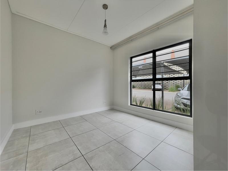 To Let 3 Bedroom Property for Rent in Waterfall Gauteng