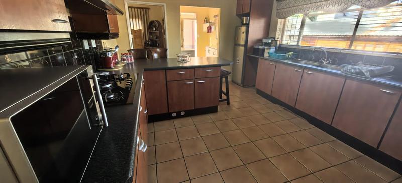 4 Bedroom Property for Sale in Florida Gauteng