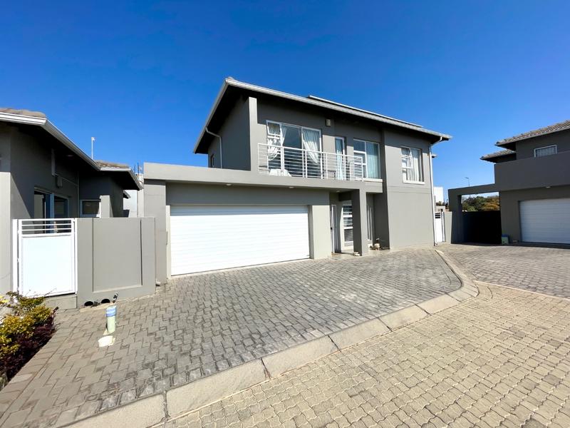 3 Bedroom Property for Sale in Noordheuwel Gauteng