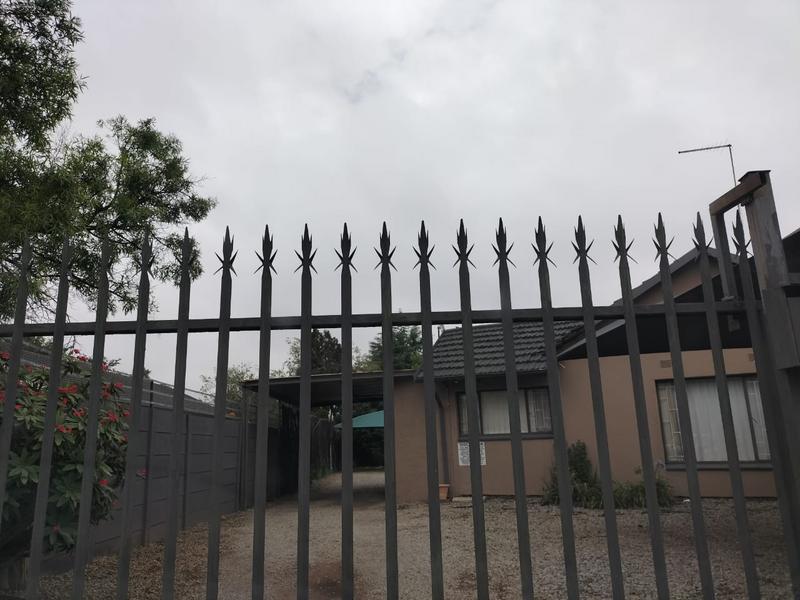 To Let 1 Bedroom Property for Rent in Bonaero Park Gauteng