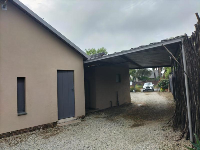To Let 1 Bedroom Property for Rent in Bonaero Park Gauteng