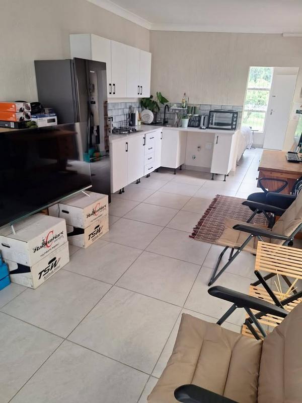 To Let 1 Bedroom Property for Rent in Edenvale Gauteng