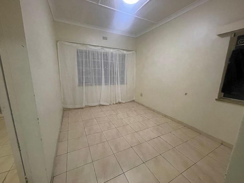 To Let 3 Bedroom Property for Rent in Turffontein Gauteng