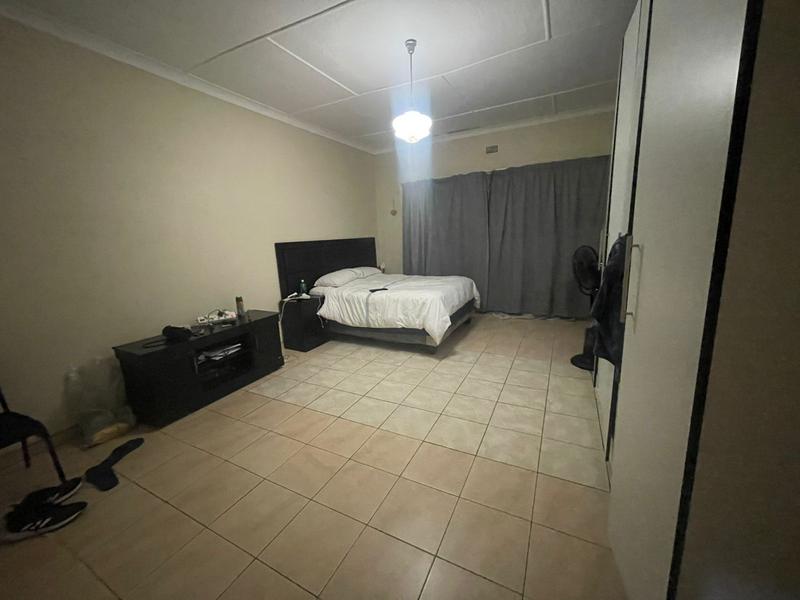To Let 3 Bedroom Property for Rent in Turffontein Gauteng