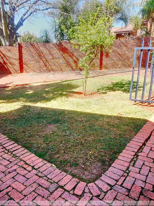 To Let 3 Bedroom Property for Rent in Elardus Park Gauteng