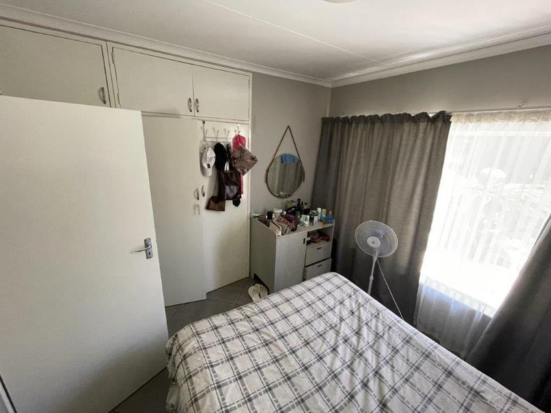 3 Bedroom Property for Sale in Garsfontein Gauteng