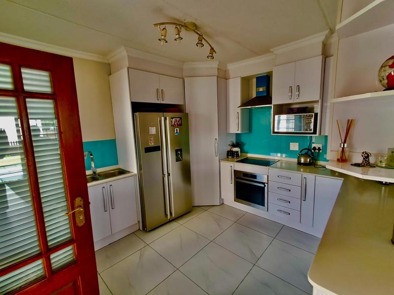 2 Bedroom Property for Sale in Montana Tuine Gauteng