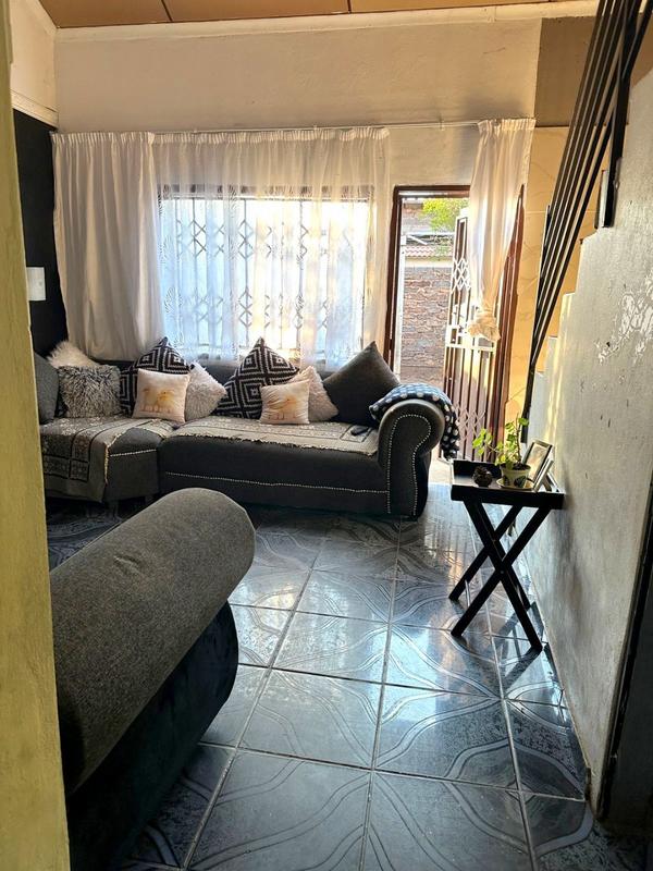 2 Bedroom Property for Sale in Lufhereng Gauteng