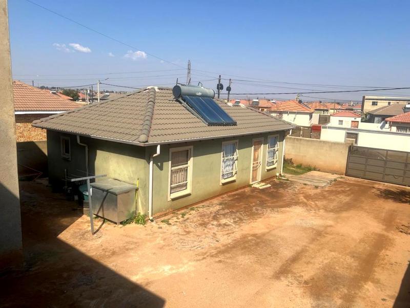 3 Bedroom Property for Sale in Lufhereng Gauteng
