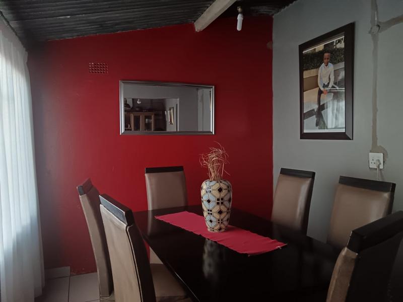 1 Bedroom Property for Sale in Molapo Gauteng