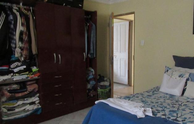 6 Bedroom Property for Sale in Protea Garden Gauteng