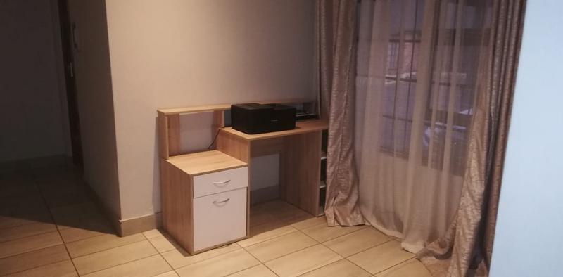 3 Bedroom Property for Sale in Heuweloord Gauteng
