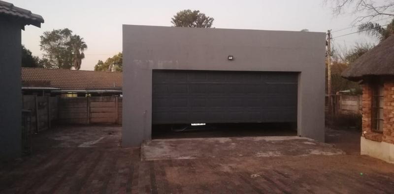 3 Bedroom Property for Sale in Heuweloord Gauteng