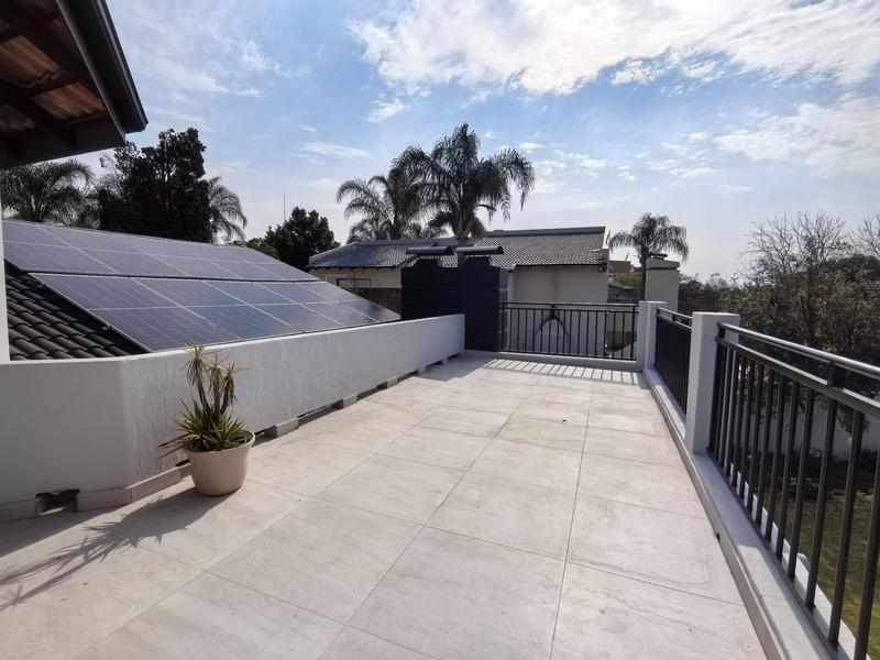 To Let 4 Bedroom Property for Rent in Bedfordview Gauteng