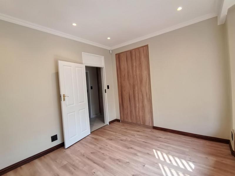 To Let 4 Bedroom Property for Rent in Bedfordview Gauteng