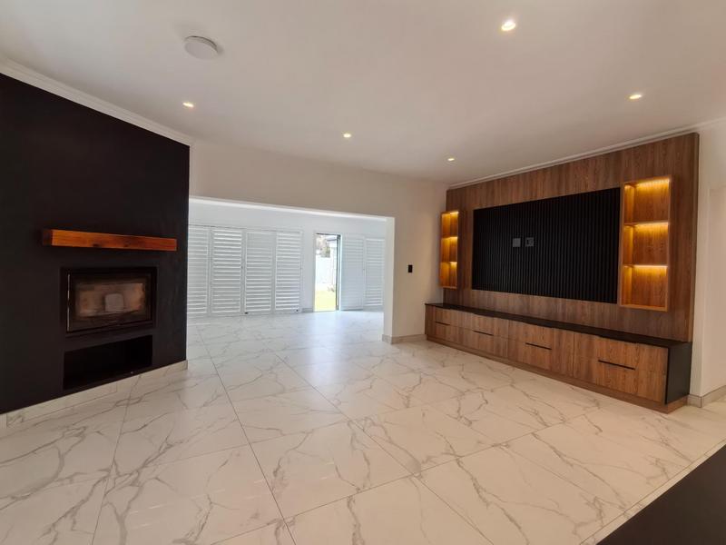 To Let 4 Bedroom Property for Rent in Bedfordview Gauteng