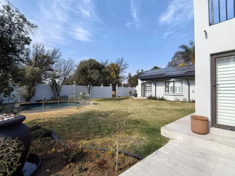 To Let 4 Bedroom Property for Rent in Bedfordview Gauteng
