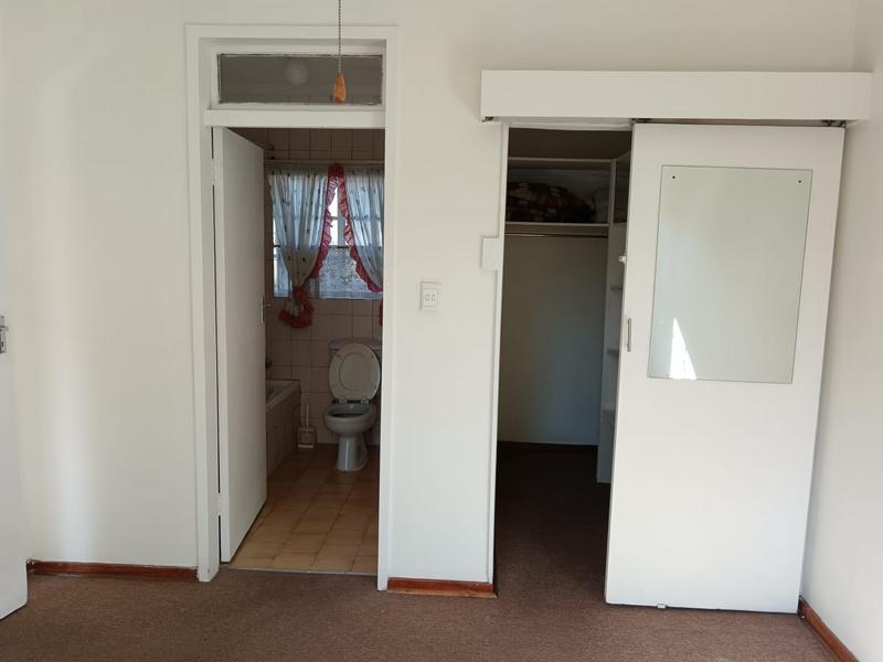 To Let 1 Bedroom Property for Rent in Meadowbrook Gauteng