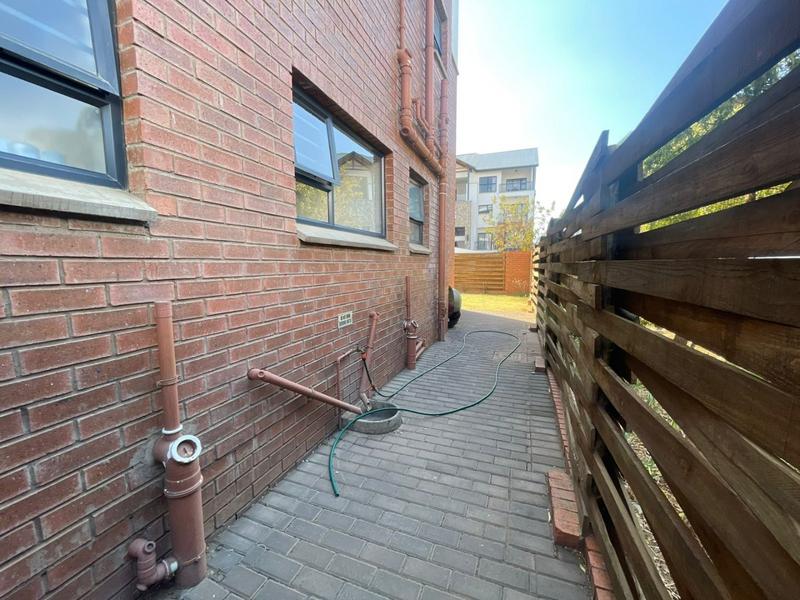3 Bedroom Property for Sale in Willow Park Manor Gauteng