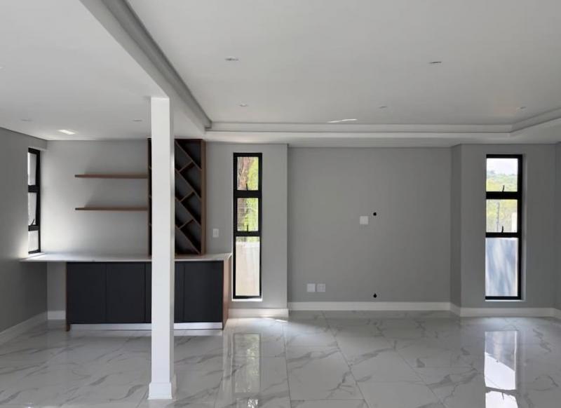 5 Bedroom Property for Sale in Morningside Gauteng