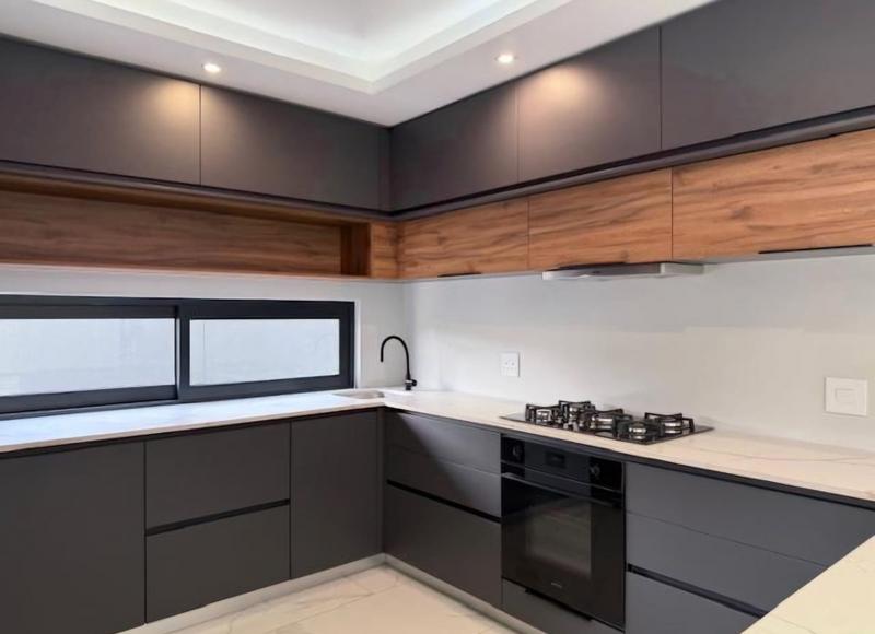 5 Bedroom Property for Sale in Morningside Gauteng