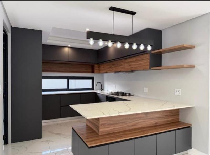 5 Bedroom Property for Sale in Morningside Gauteng