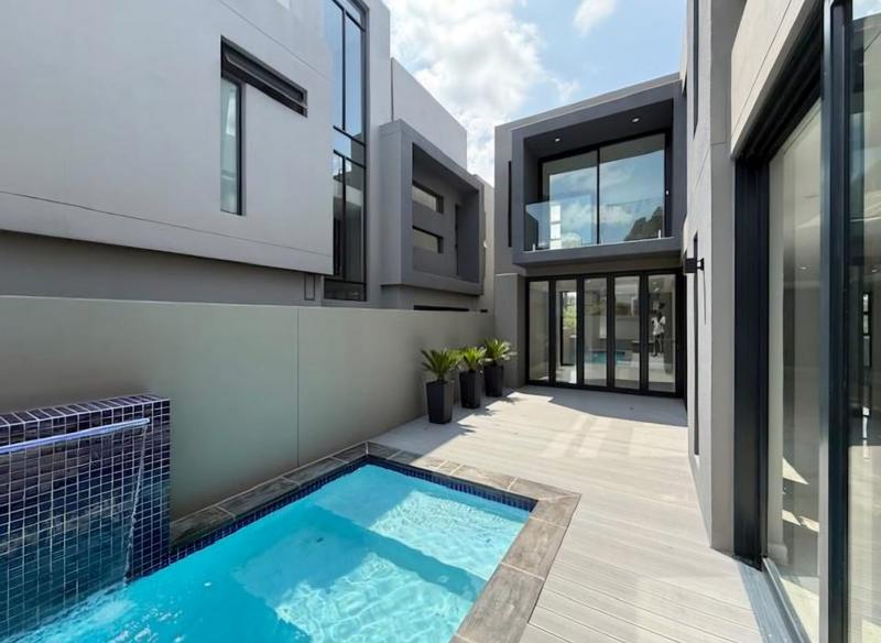 5 Bedroom Property for Sale in Morningside Gauteng