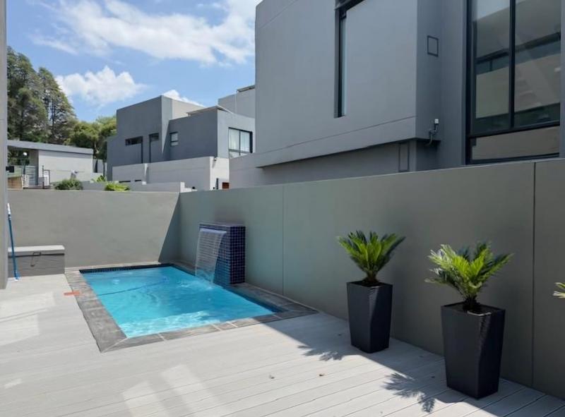 5 Bedroom Property for Sale in Morningside Gauteng