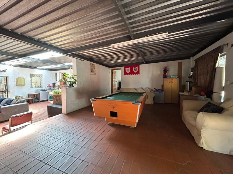 6 Bedroom Property for Sale in Valhalla Gauteng