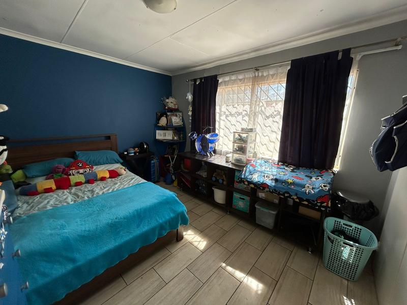 6 Bedroom Property for Sale in Valhalla Gauteng