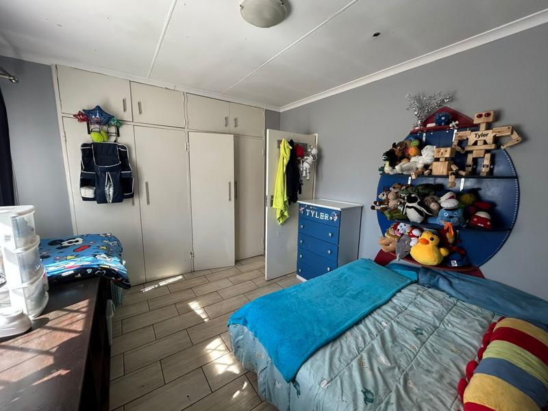 6 Bedroom Property for Sale in Valhalla Gauteng