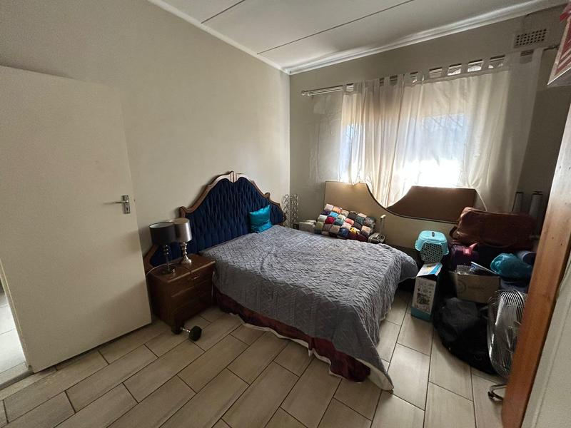6 Bedroom Property for Sale in Valhalla Gauteng