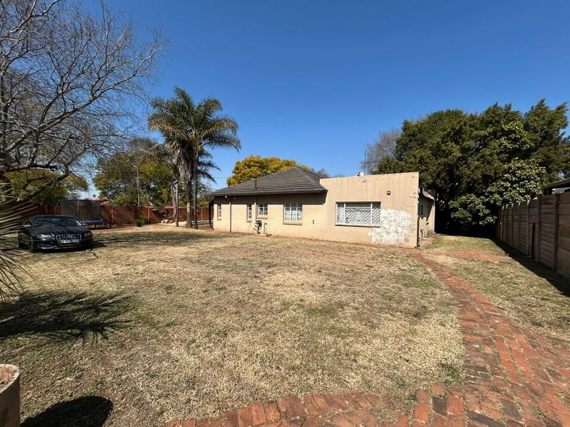 6 Bedroom Property for Sale in Valhalla Gauteng