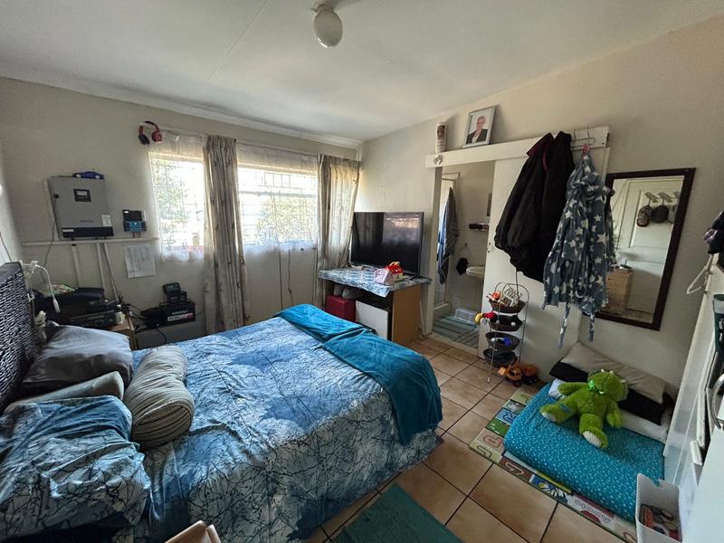 6 Bedroom Property for Sale in Valhalla Gauteng