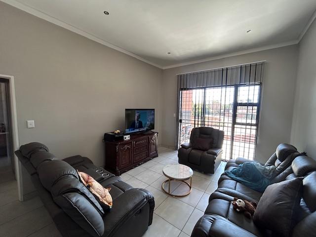 To Let 2 Bedroom Property for Rent in Rietvalleirand Gauteng