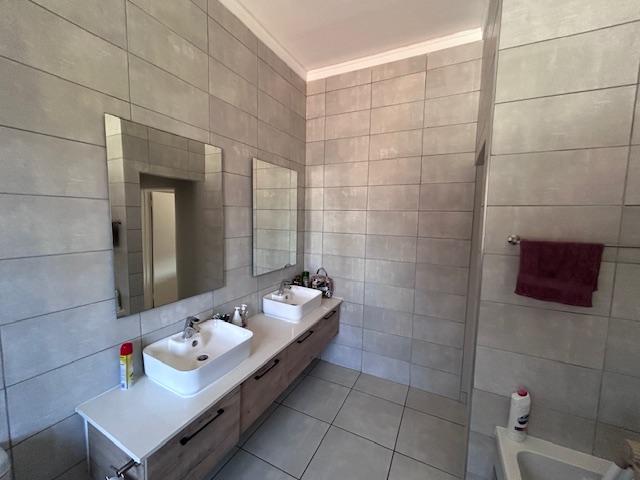 To Let 2 Bedroom Property for Rent in Rietvalleirand Gauteng