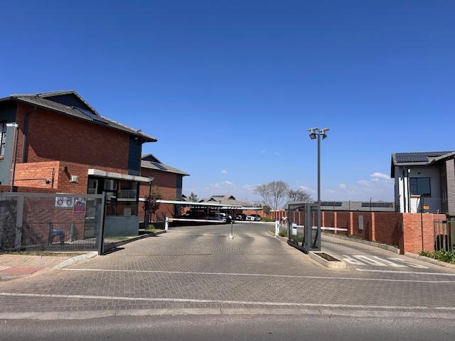 To Let 2 Bedroom Property for Rent in Rietvalleirand Gauteng