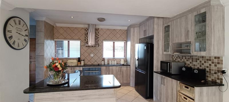 3 Bedroom Property for Sale in Green Acres Estate Gauteng