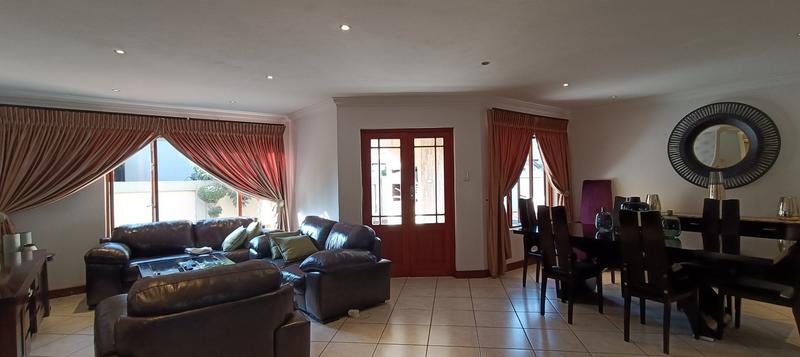 3 Bedroom Property for Sale in Green Acres Estate Gauteng