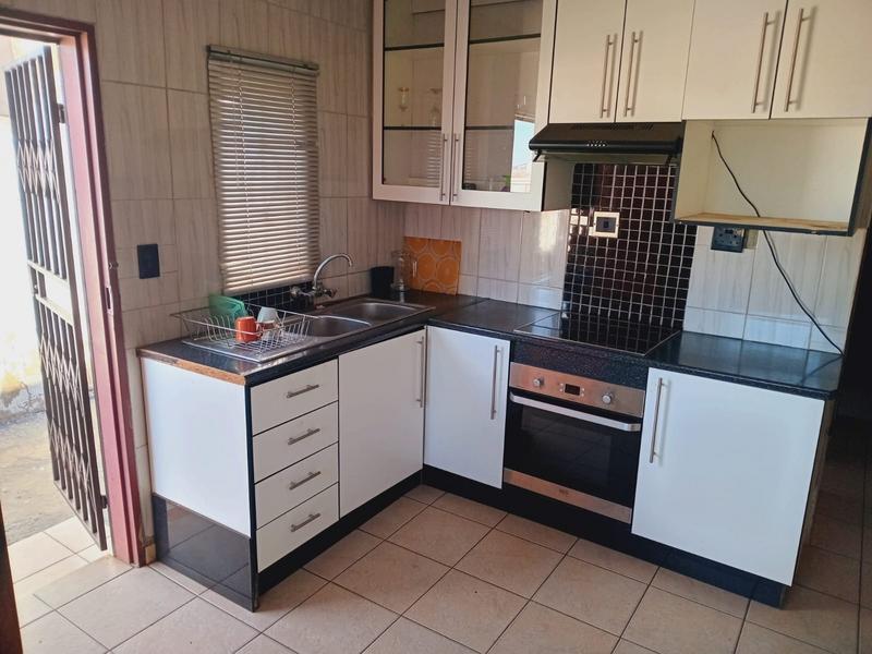 2 Bedroom Property for Sale in Dobsonville Gauteng