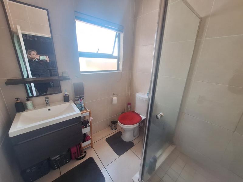 1 Bedroom Property for Sale in Equestria Gauteng
