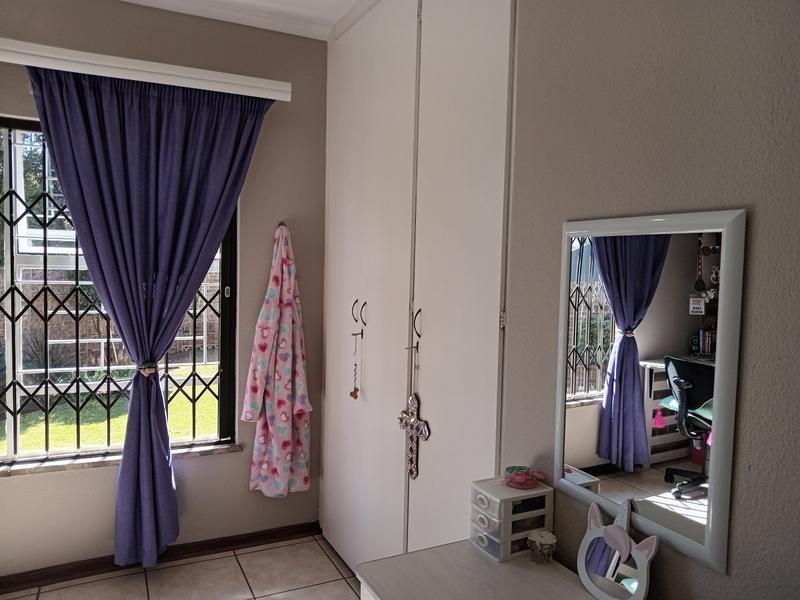 4 Bedroom Property for Sale in Greenhills Gauteng