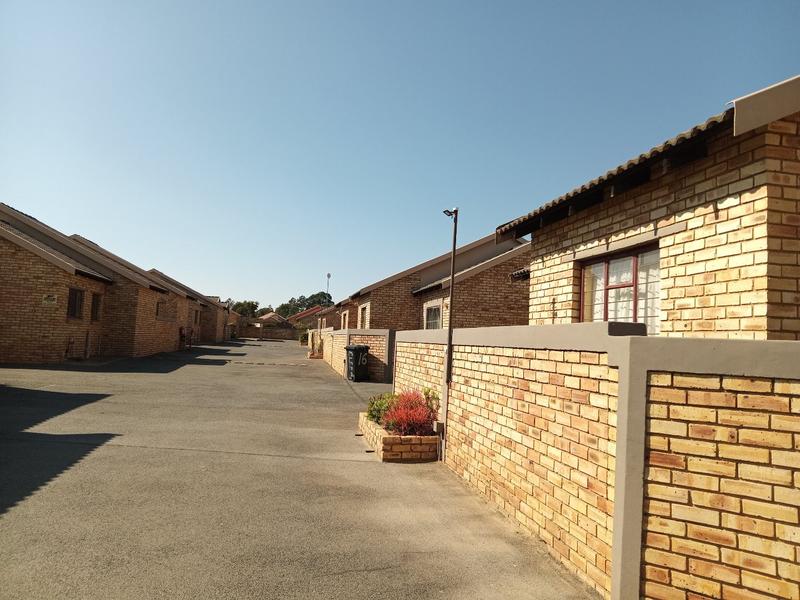 3 Bedroom Property for Sale in Greenhills Gauteng
