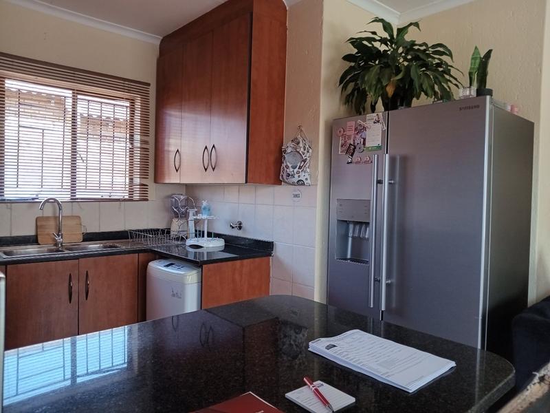 3 Bedroom Property for Sale in Greenhills Gauteng